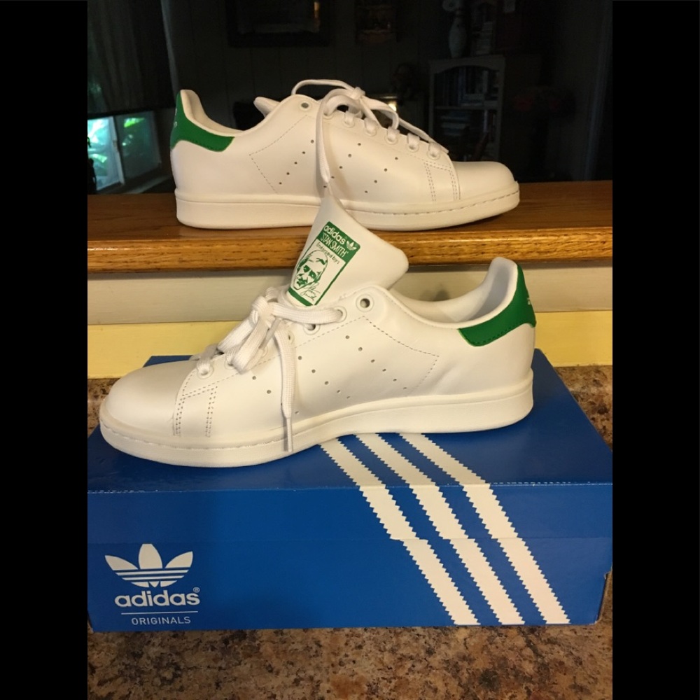 NIB Men’s Adidas Stan Smith Tennis Sneakers Sz 8